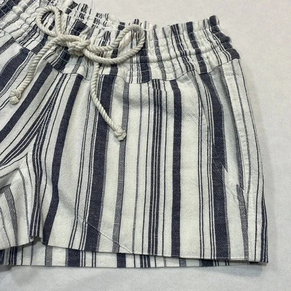 NWT 🌻 Roxy Oceanside Striped Beach Shorts - Picture 4 of 10
